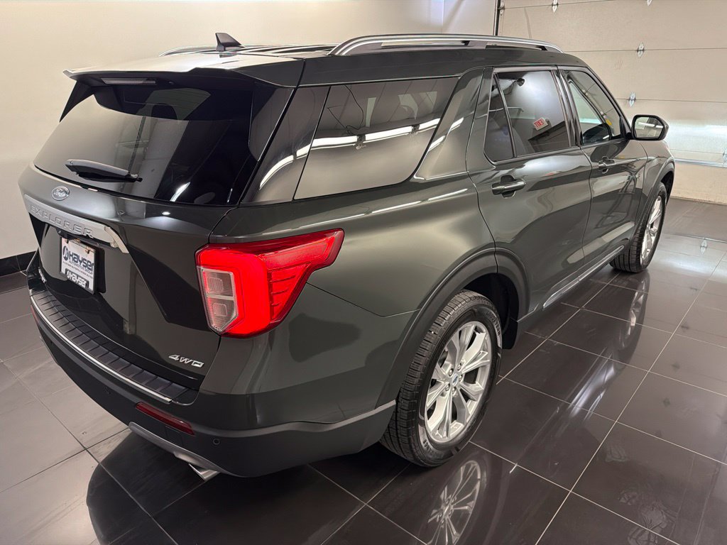 Used 2024 Ford Explorer Limited AWD/4WD image 6