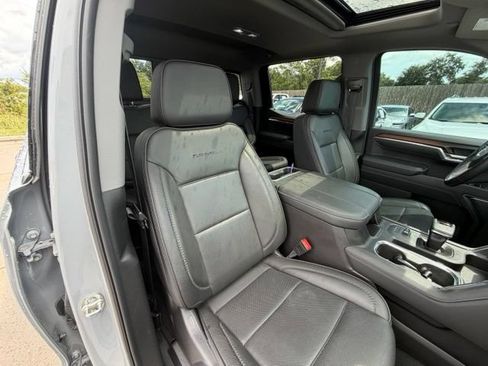 Used 2025 GMC Sierra 1500 Denali w/ Denali Reserve Package AWD/4WD image 35