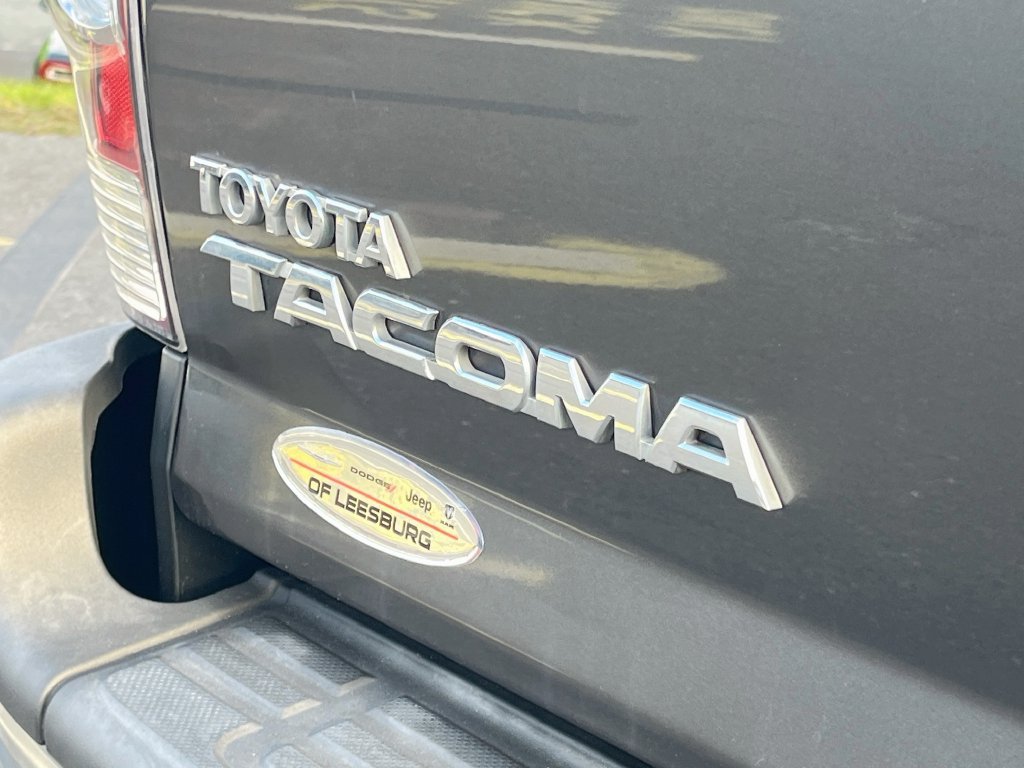 Used 2015 Toyota Tacoma PreRunner w/ SR5 Package RWD image 30
