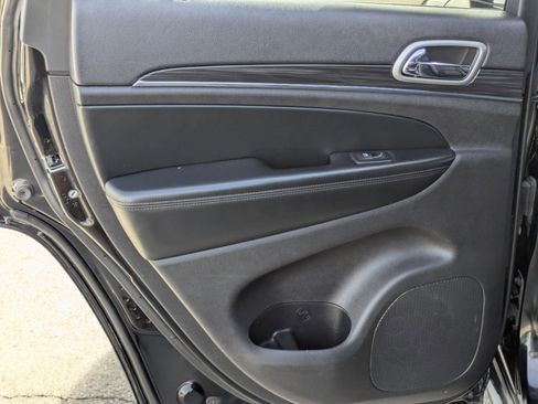 Used 2020 Jeep Grand Cherokee Limited w/ Luxury Group II image 14