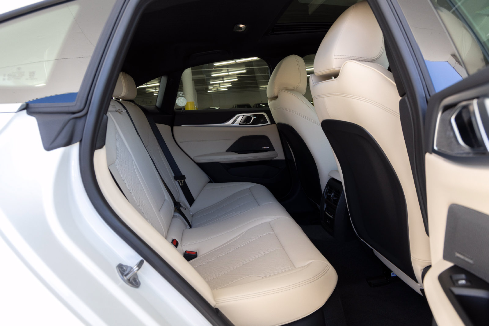 New 2026 BMW i4 eDrive40 w/ Premium Package RWD image 24