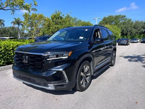 Used 2024 Honda Pilot Elite image 3