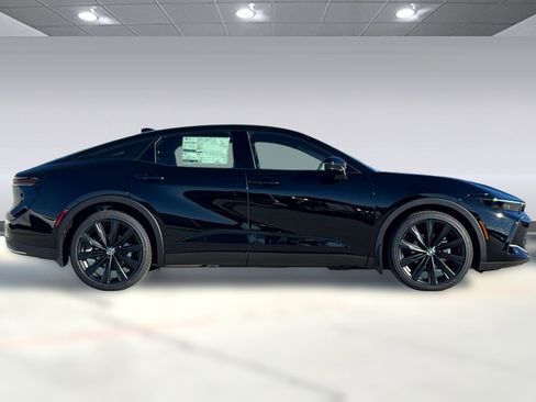 New 2026 Toyota Crown XLE image 2