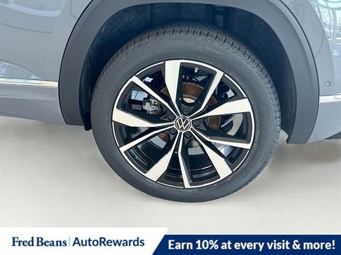 New 2026 Volkswagen Atlas Cross Sport SEL Premium R-Line AWD/4WD image 18