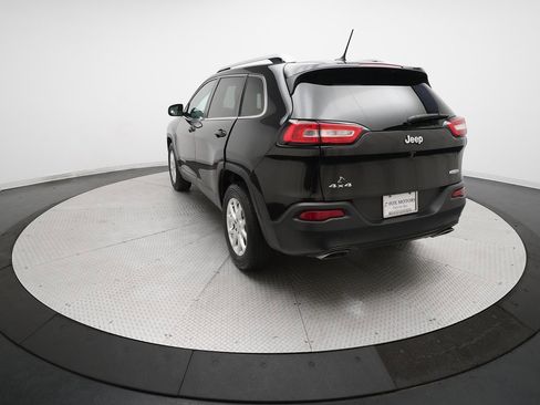 Used 2015 Jeep Cherokee Latitude w/ Comfort/Convenience Group image 32