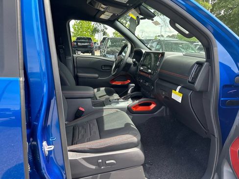 New 2026 Nissan Frontier PRO-4X w/ Pro-4x Convenience Package AWD/4WD image 18