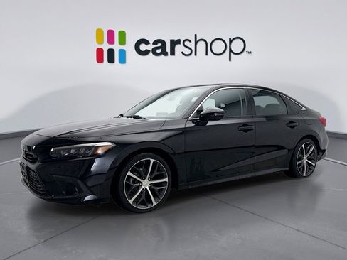 Used 2022 Honda Civic Touring image 1