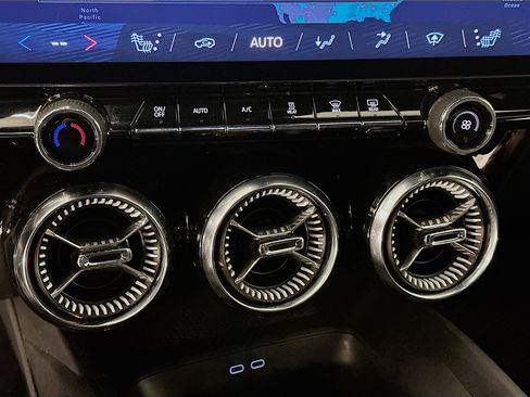 Used 2024 Chevrolet Blazer EV LT image 24