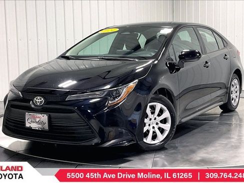 Used 2024 Toyota Corolla LE FWD image 1