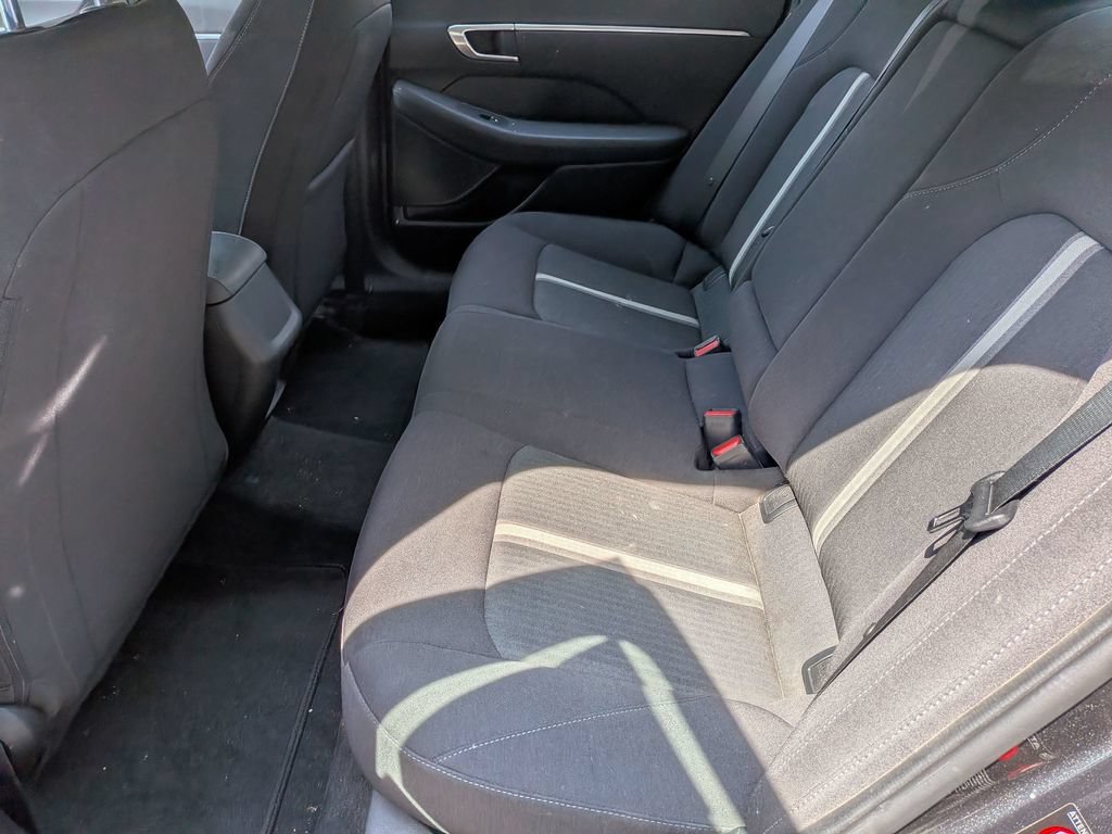 Used 2022 Hyundai Sonata SEL w/ Preferred Accessory Package FWD image 29