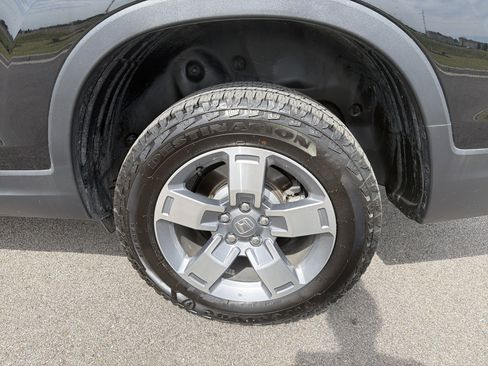 Certified 2025 Honda Ridgeline RTL image 28