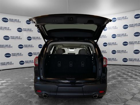 Used 2023 Subaru Ascent Limited w/ Technology Package image 11