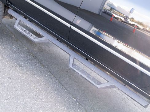 Used 2019 GMC Sierra 3500 Denali w/ Duramax Plus Package image 31