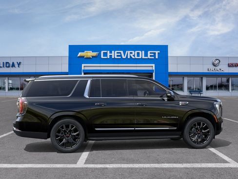 New 2026 GMC Yukon XL Elevation w/ Elevation Premium Package AWD/4WD image 5