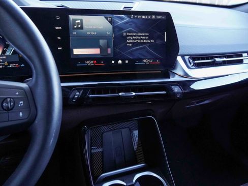 Certified 2025 BMW X2 xDrive28i image 23