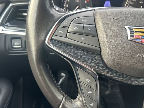 Used 2020 Cadillac XT5 Premium Luxury image 18