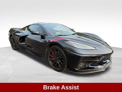 Used 2023 Chevrolet Corvette Stingray Coupe w/ Z51 Performance Package RWD image 9