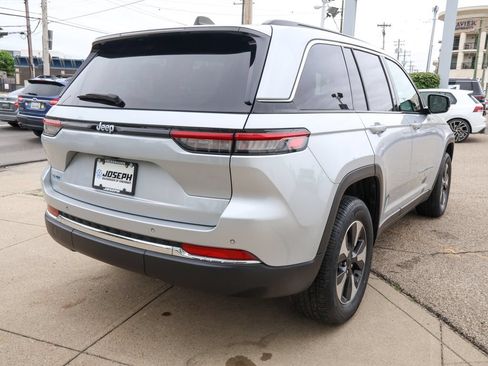 Used 2024 Jeep Grand Cherokee Limited 4xe AWD/4WD image 5