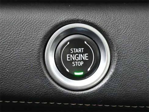 Used 2022 Cadillac Escalade ESV Sport image 32