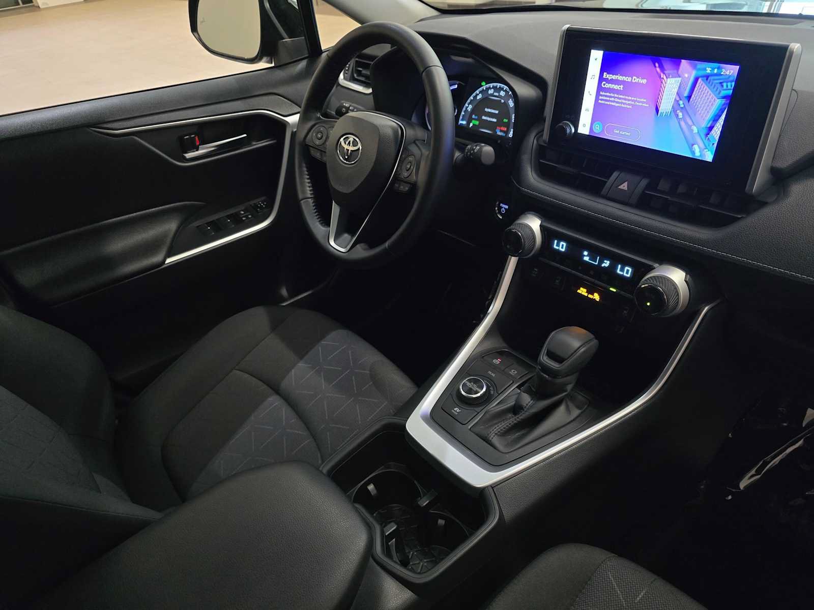 Certified 2025 Toyota RAV4 XLE w/ Convenience Package AWD/4WD image 30