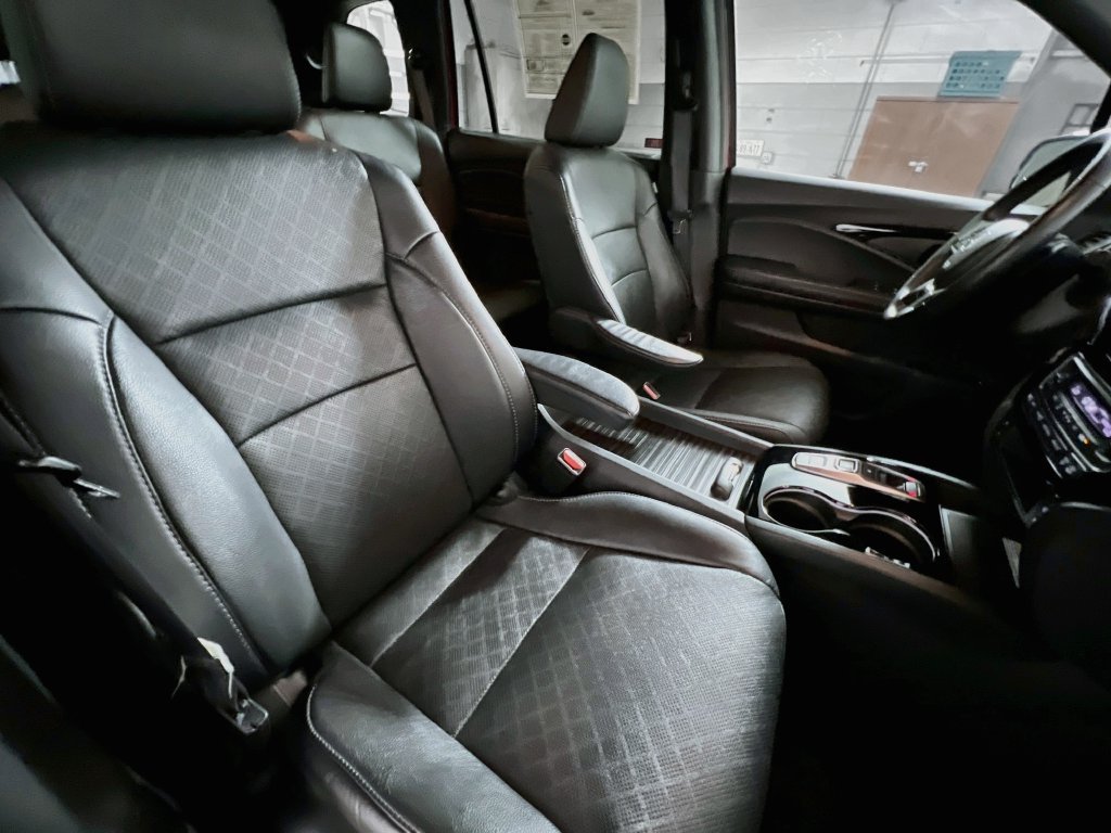 Used 2022 Honda Passport Elite image 28
