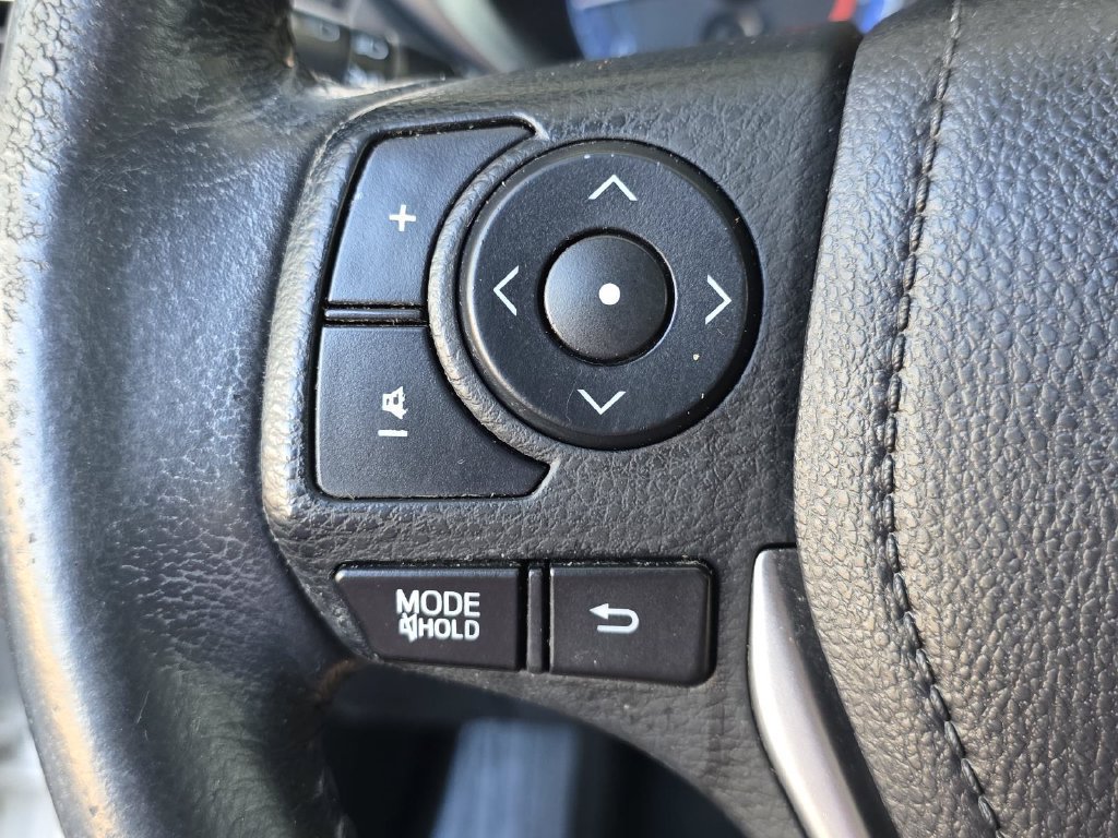 Used 2014 Toyota Corolla S FWD image 20