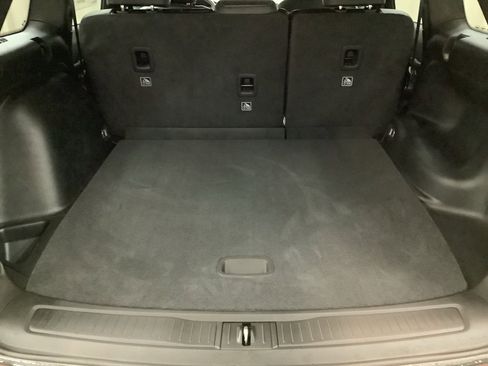New 2026 Jeep Grand Cherokee Altitude AWD/4WD image 8