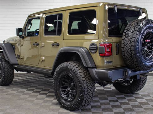 Used 2026 Jeep Wrangler Moab image 5