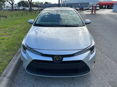 Certified 2024 Toyota Corolla LE FWD image 9