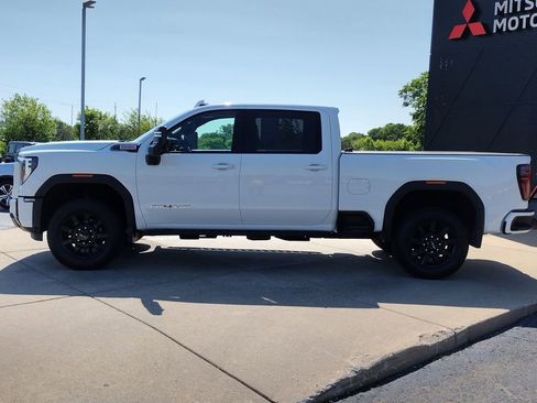 Used 2025 GMC Sierra 2500 AT4 w/ AT4 Premium Plus Package AWD/4WD image 7