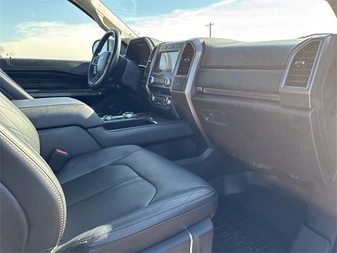 Used 2020 Ford Expedition Max Platinum image 27