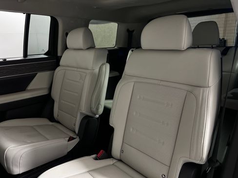 Used 2024 Hyundai Santa Fe Calligraphy FWD image 22