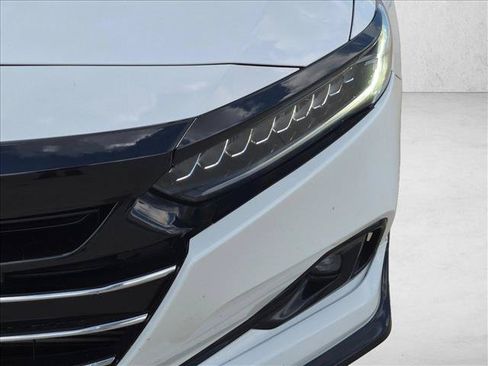 Used 2021 Honda Accord Sport image 9