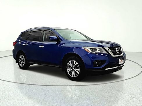 Used 2018 Nissan Pathfinder SL AWD/4WD image 9