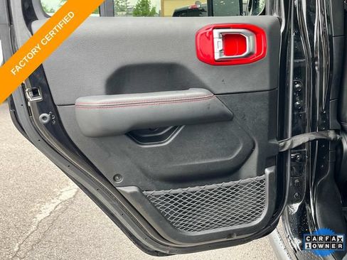 Used 2023 Jeep Wrangler Unlimited Rubicon w/ Cold Weather Group AWD/4WD image 21