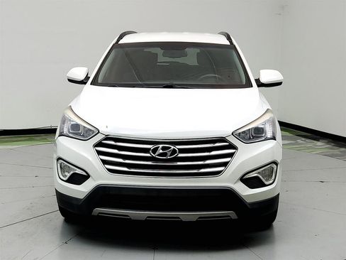 Used 2016 Hyundai Santa Fe SE AWD/4WD image 2