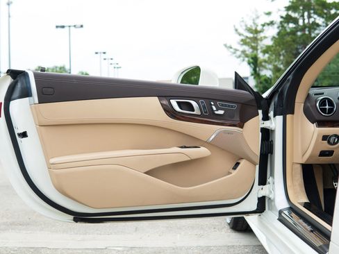 Used 2017 Mercedes-Benz SL 450 image 30