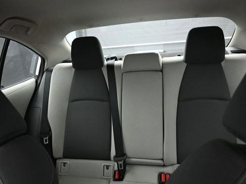 Used 2022 Toyota Corolla LE image 19