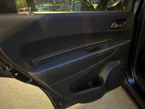 Used 2024 Dodge Durango GT image 11