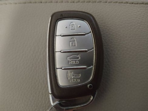 Used 2019 Hyundai Sonata Limited w/ Ultimate Package 02 FWD image 32