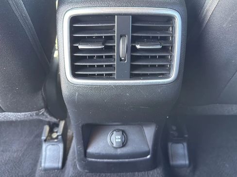 Used 2020 Kia Sportage LX image 29