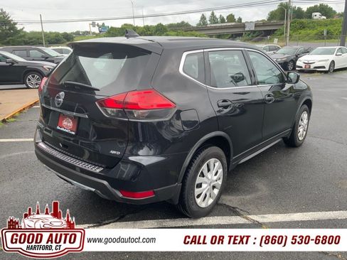 Used 2017 Nissan Rogue S AWD/4WD image 7