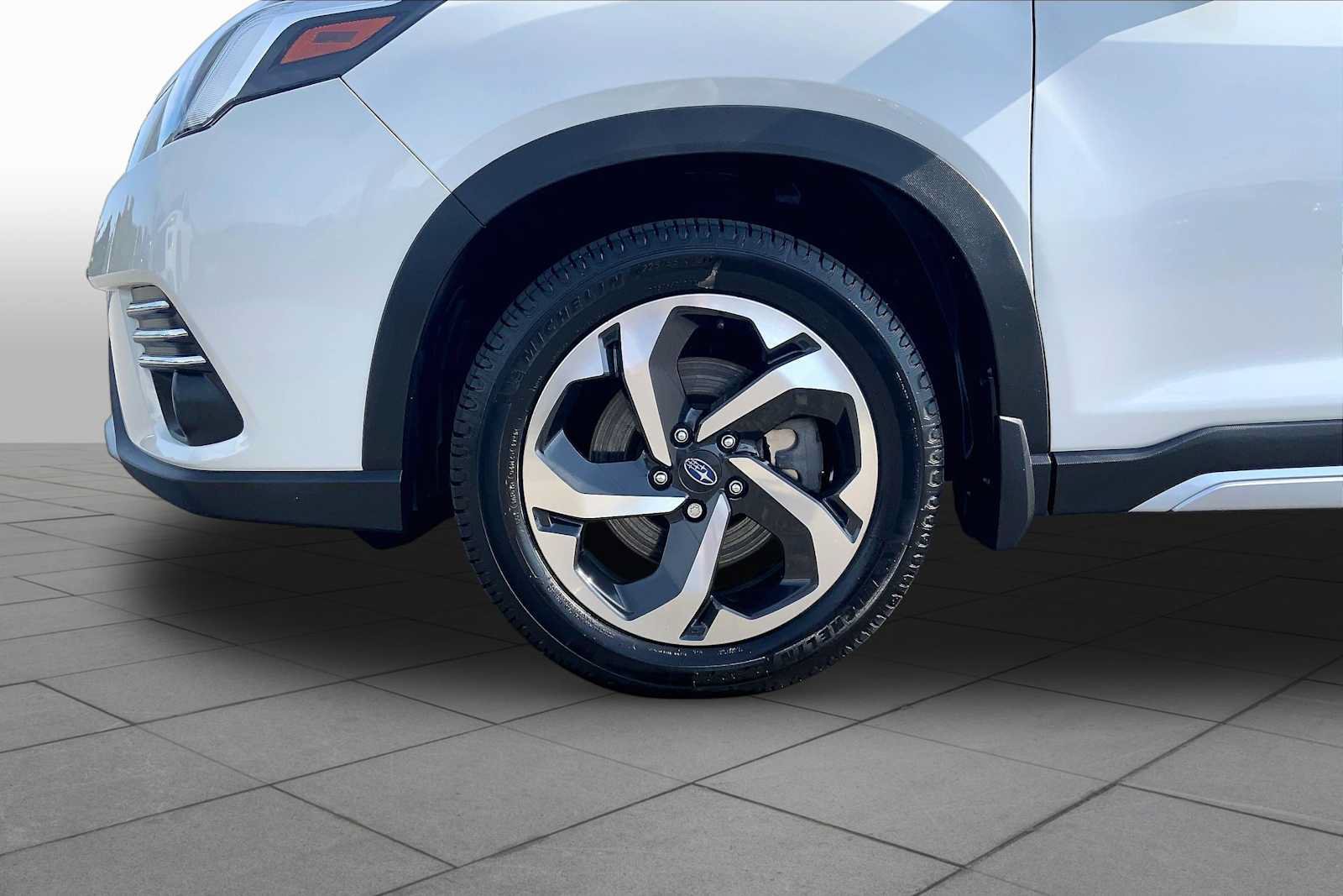 Certified 2023 Subaru Forester Touring AWD/4WD image 11