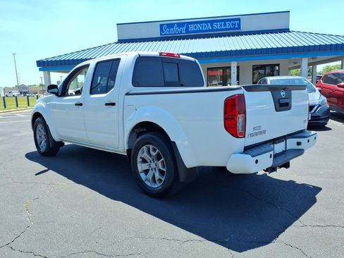 Used 2021 Nissan Frontier SV RWD image 24