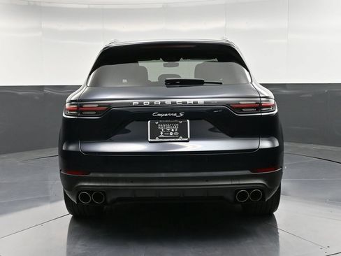 Certified 2021 Porsche Cayenne S image 7