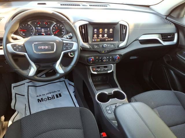 Used 2024 GMC Terrain SLE w/ Driver Convenience Package AWD/4WD image 10