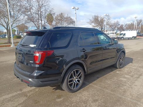 Used 2018 Ford Explorer Sport w/ Equipment Group 401A image 3