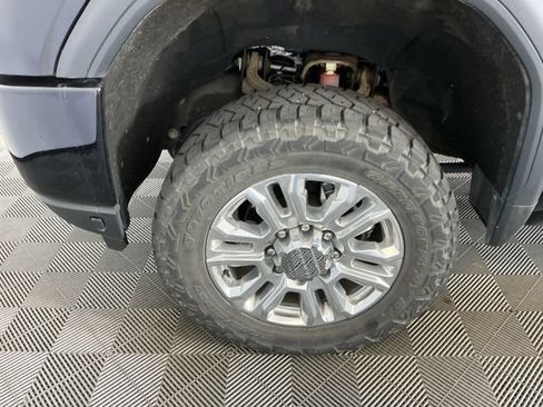 Used 2021 GMC Sierra 3500 Denali w/ Denali Ultimate Package AWD/4WD image 7