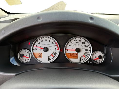 Used 2019 Nissan Frontier PRO-4X image 11