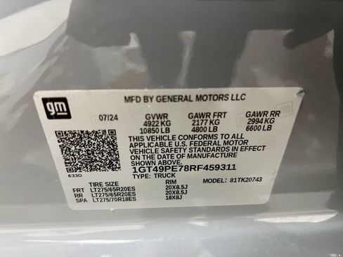 Used 2024 GMC Sierra 2500 AT4 w/ AT4 Premium Plus Package AWD/4WD image 29